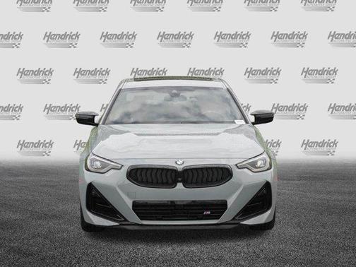 2025 BMW M240 i