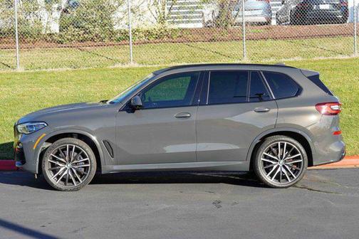 2021 BMW X5 M50i