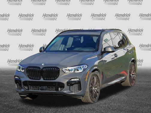 2021 BMW X5 M50i