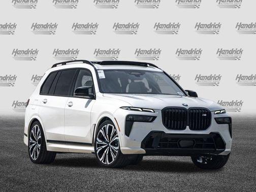 2026 BMW X7 M60i