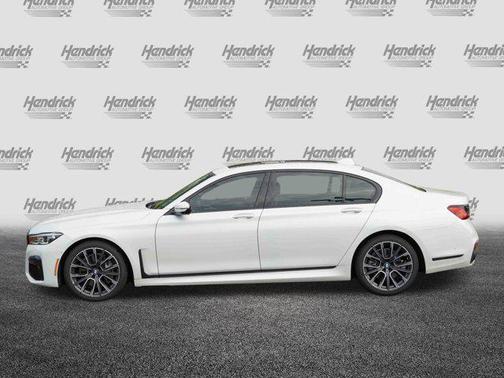 2020 BMW 740 740i