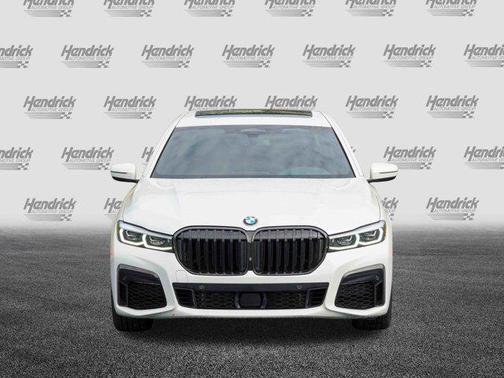 2020 BMW 740 740i