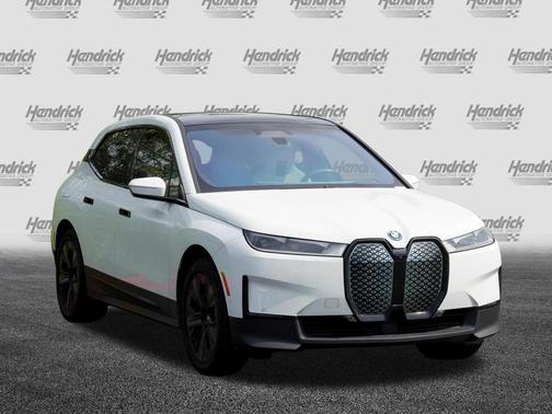 Alpine White 2024 BMW iX xDrive50