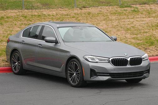 2023 BMW 530 i