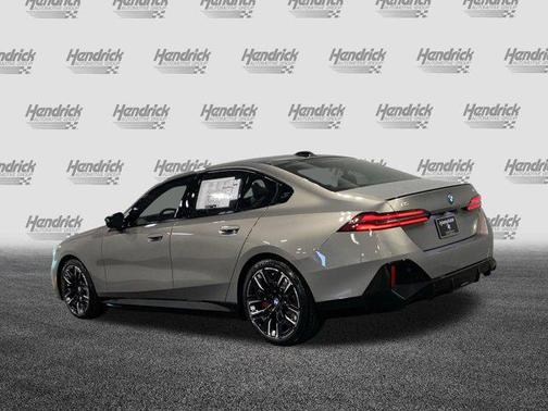 2025 BMW i5 M60