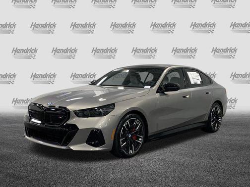 2025 BMW i5 M60