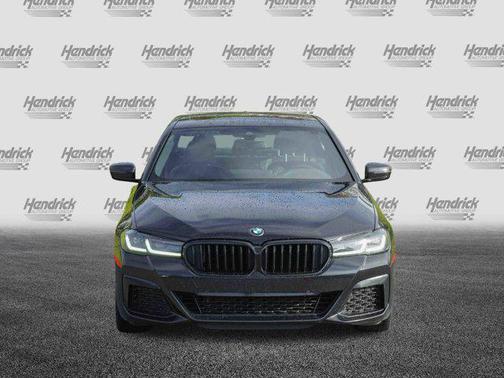 2023 BMW 530 i