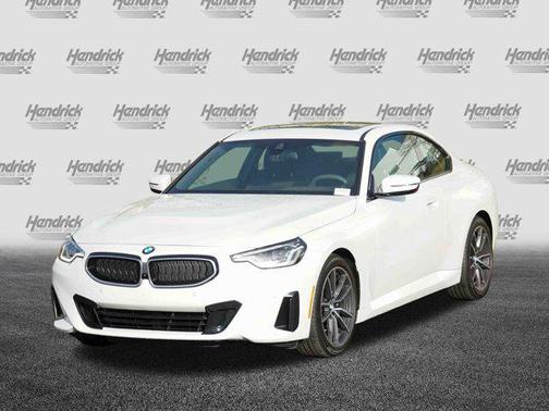 2025 BMW 230 i
