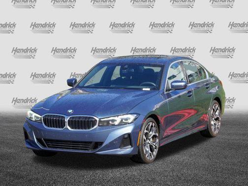 ARCTIC RACE BLU 2025 BMW 330 330i