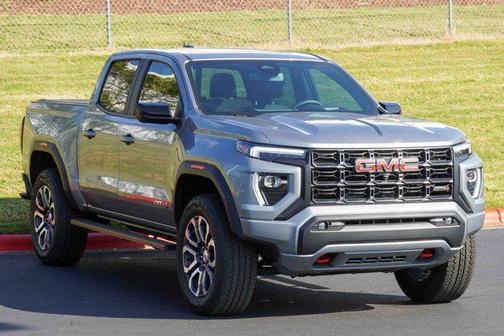 2024 GMC Canyon AT4