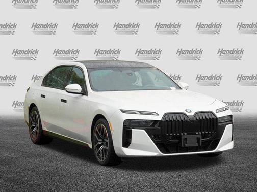 Mineral White Metallic 2023 BMW 760 i xDrive