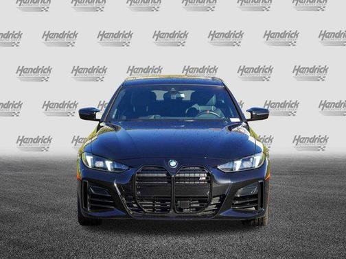 2025 BMW M440 i