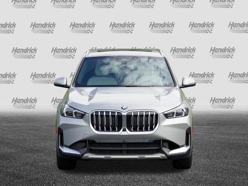 Space Silver Metallic 2025 BMW X1 xDrive28i