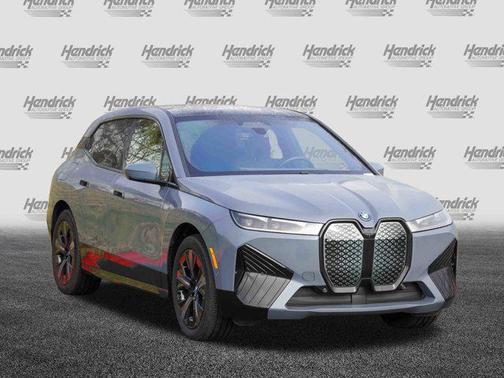 2025 BMW iX xDrive50