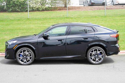 2025 BMW X2 M35i