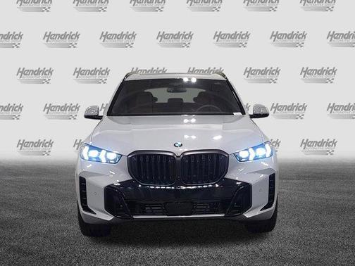 Brooklyn Grey Metallic 2026 BMW X5 xDrive40i