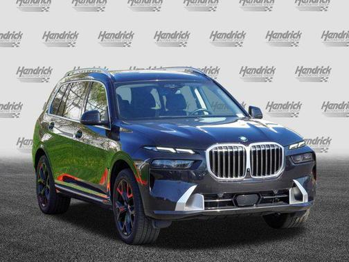 Black Sapphire Metallic 2024 BMW X7 xDrive40i
