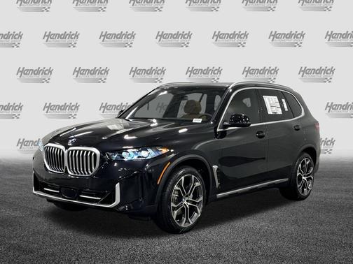 Black Sapphire Metallic 2026 BMW X5 xDrive40i
