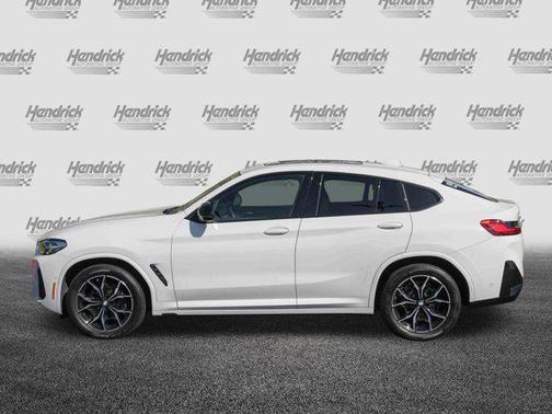 2025 BMW X4 M40i