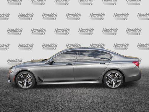 2019 BMW 740 740i