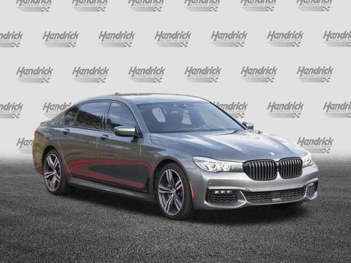 2019 BMW 740 740i
