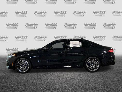 2026 BMW 530 i xDrive
