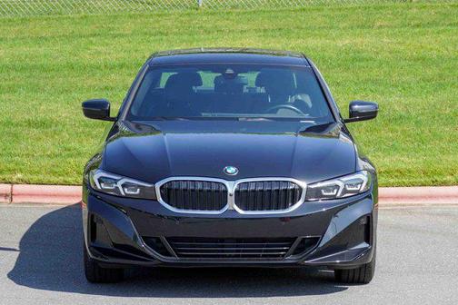 2024 BMW 330 i
