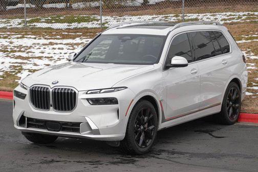 2024 BMW X7 xDrive40i