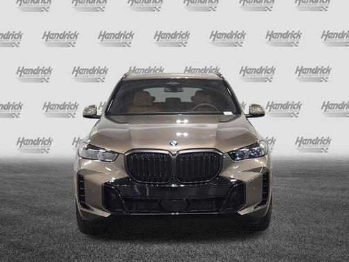 Manhattan Green Metallic 2026 BMW X5 xDrive40i