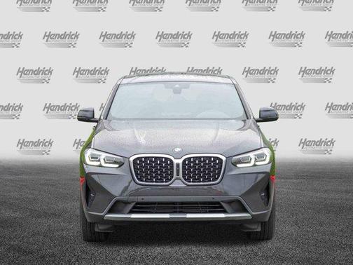 2025 BMW X4 xDrive30i