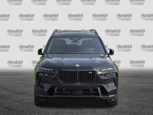 2023 BMW X7 M60i