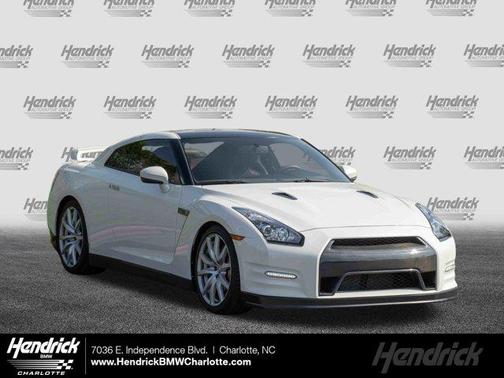 2014 Nissan GT-R Premium