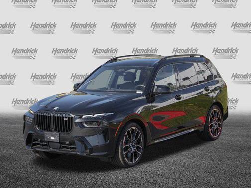 2025 BMW X7 M60i