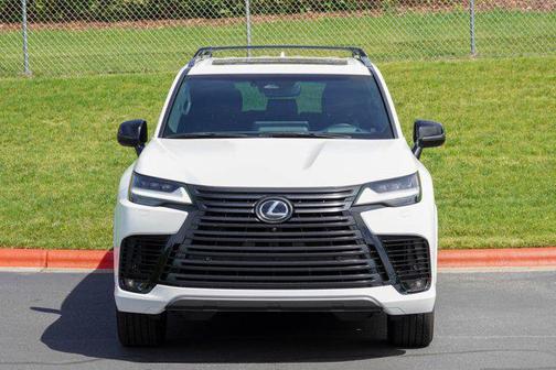 Eminent White Pearl 2025 Lexus LX 600 Premium