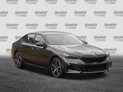 2025 BMW 550e xDrive