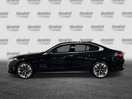 2026 BMW 530 i