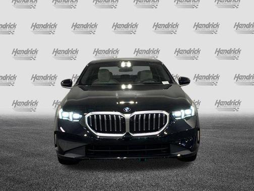 2026 BMW 530 i