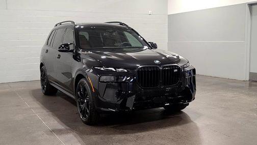 2026 BMW X7 M60i