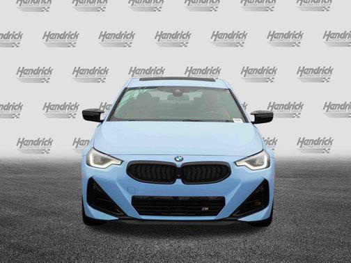 2025 BMW M240 i