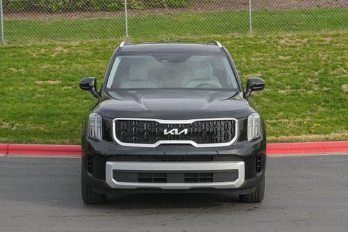 Ebony Black 2025 Kia Telluride EX