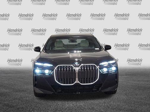 Black Sapphire Metallic 2026 BMW 740 740i