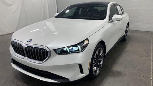 2024 BMW 530 i xDrive