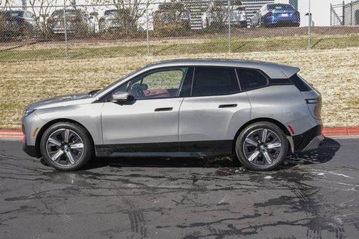 2023 BMW iX xDrive50