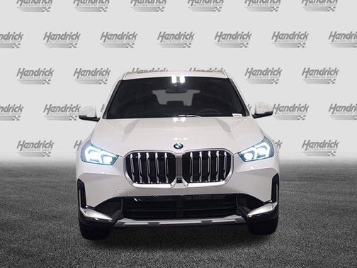 Mineral White Metallic 2026 BMW X1 xDrive28i