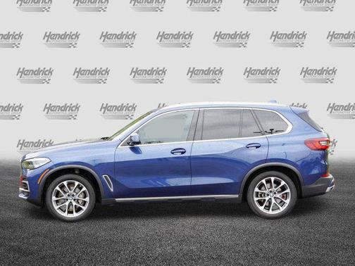 Phytonic Blue Metallic 2022 BMW X5 sDrive40i