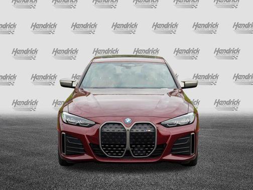 Aventurin Red Metallic 2023 BMW i4 Gran Coupe M50