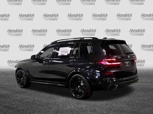 2026 BMW X7 M60i