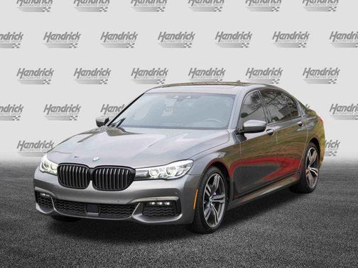 2019 BMW 740 740i