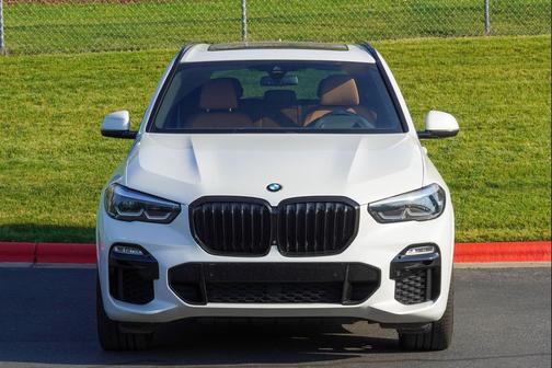 Mineral White Metallic 2021 BMW X5 xDrive40i