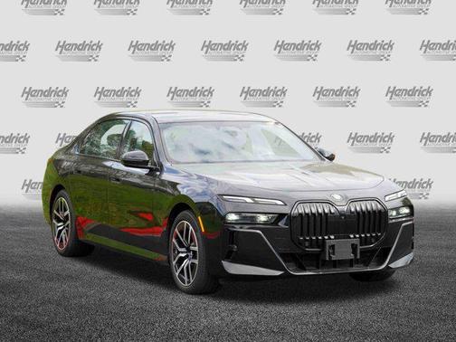 2023 BMW 740 i